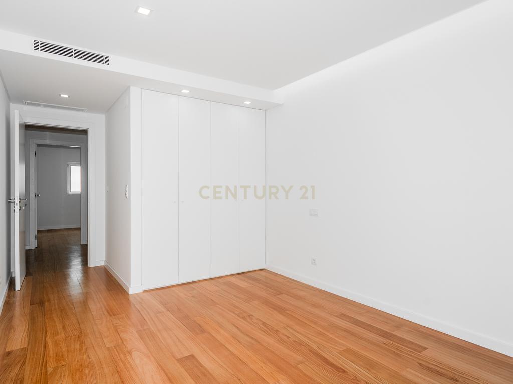 Apartamento T3 a estrear - Centro de Lisboa - Image 16